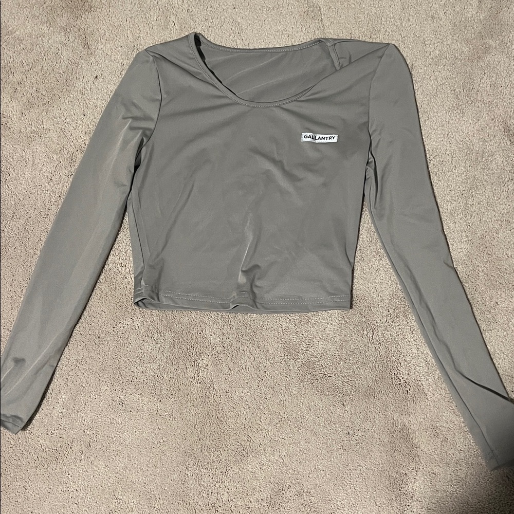 grey shein size xs cropped long sleeve